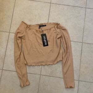 Boohoo long sleeve crop tan top size 6 NWT